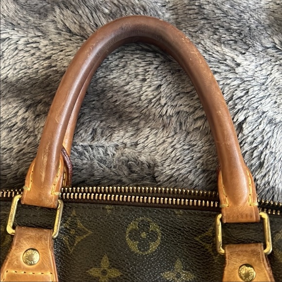 Authentic Louis Vuitton speedy - Picture 4 of 16